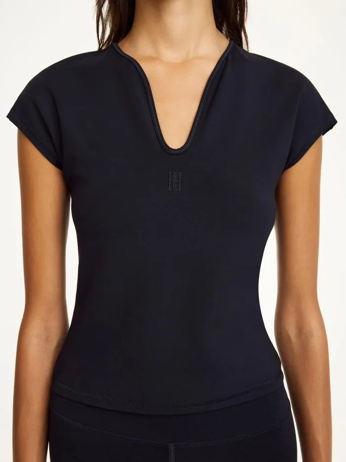 Venazia Athletic Top Black Women By Malene Birger Athleisure Wear