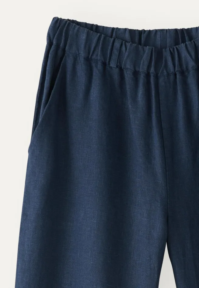 Women Cropped Trousers Midnight Blue Poetry Fashion Trousers and Shorts