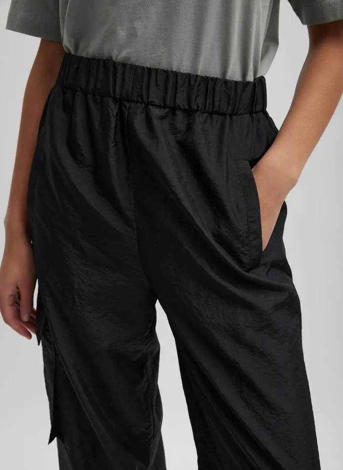 Women Fundamentals Tibi Crispy Nylon Wilt Pull On Jogger Black