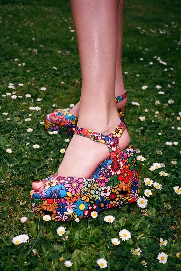 Women Sandal Jeffrey Campbell DAZING Red Pink Multi Floral