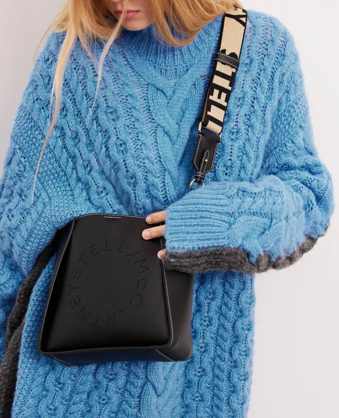 Women Stella Icons Stella McCartney Logo Grainy Alter Mat Shoulder Bag Black