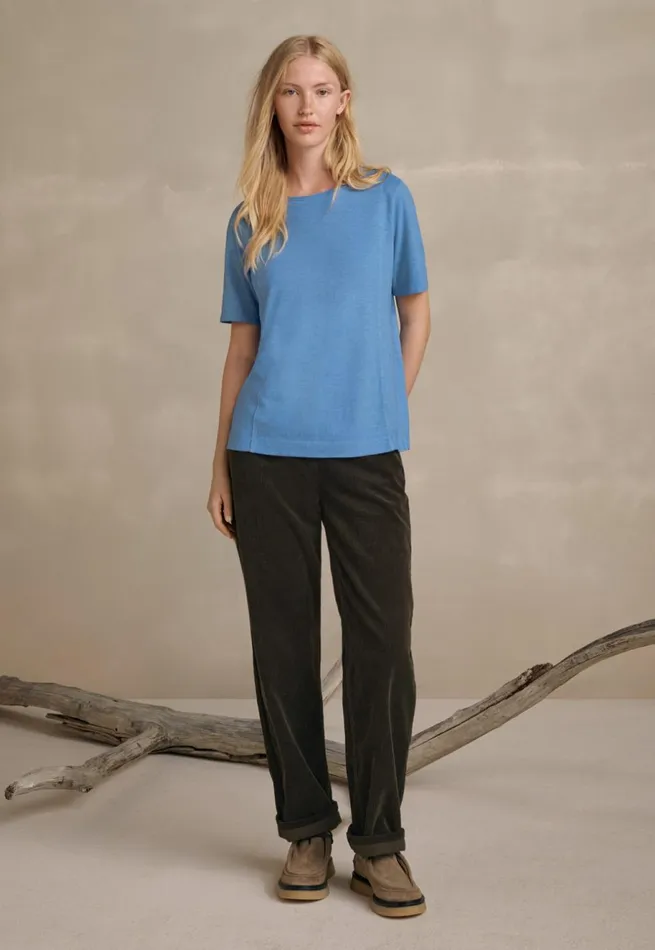 Women Straightleg Cord Trouser Poetry Fashion Trousers and Shorts