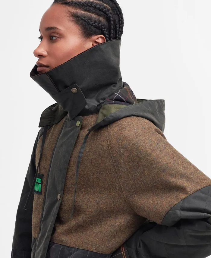 Women Waxed Jackets Barbour X GANNI Short Burghley Quilted Wax Jacket Navydull Classicclassic Women Waxed Jackets Barbour X GANNI Short Burghley Quilted Wax Jacket Navydull Classicclassic