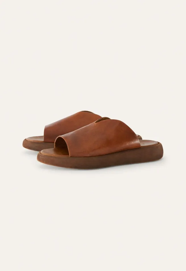 Women Wedge Sandal With Cutout Chestnut Brown Poetry Fashion Footwear